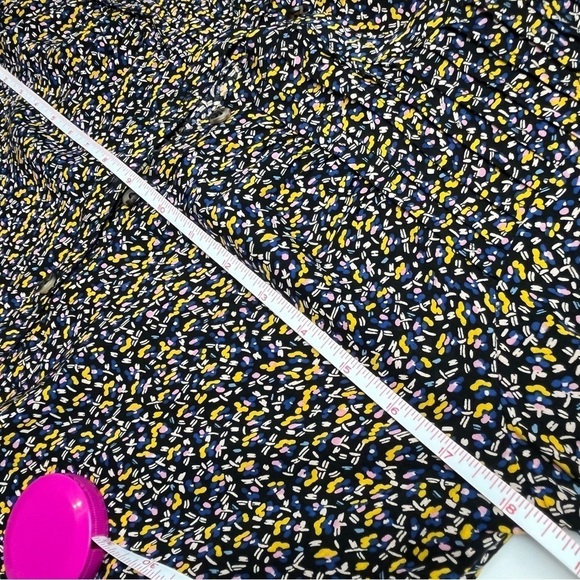 Maeve by Anthropologie Berwick Bell Sleeve Novelty Print Button‎ Up Top Size XS - Picture 6 of 6